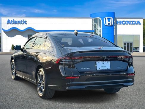 Certified 2024 Honda Accord EX-L image 5