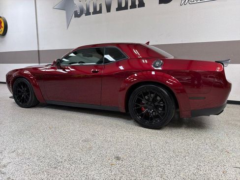 Used 2018 Dodge Challenger SRT Hellcat image 6