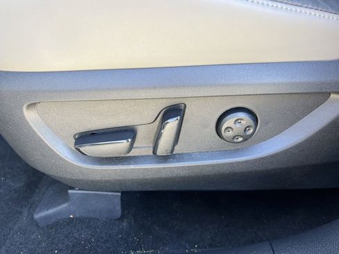 Used 2023 INFINITI QX50 Luxe image 22