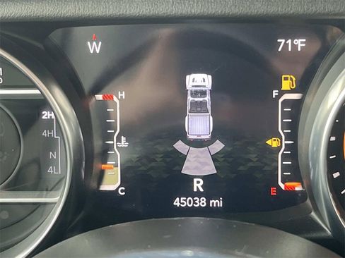 Used 2021 Jeep Gladiator Overland image 30