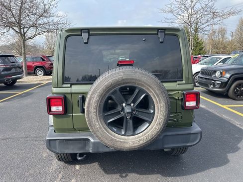 Used 2023 Jeep Wrangler Sport image 8