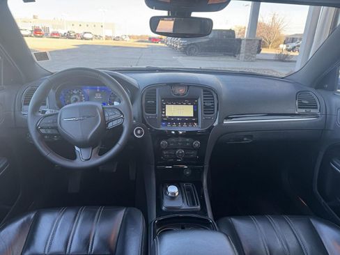 Used 2023 Chrysler 300 S image 12