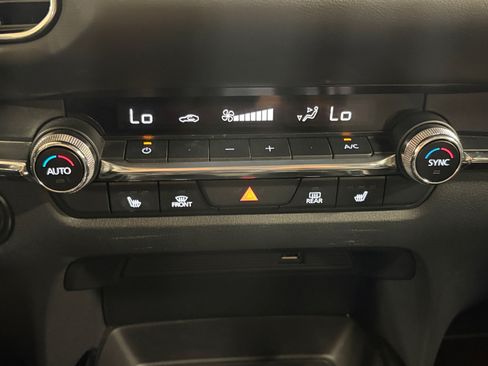 Used 2021 MAZDA CX-30 AWD 2.5 S w/ Premium Package image 26