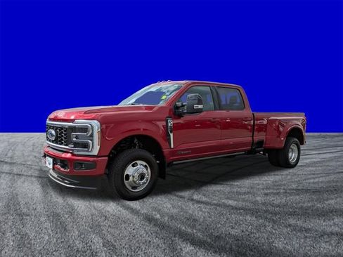 Certified 2026 Ford F350 Platinum w/ FX4 Off-Road Package image 8