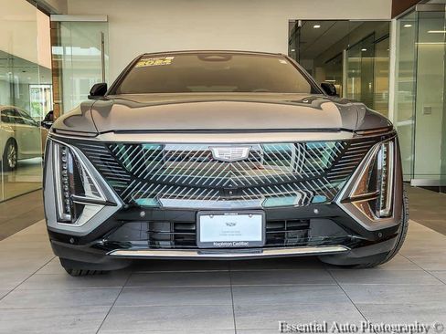 Certified 2024 Cadillac Lyriq Luxury w/ LPO, Floor Liner Package AWD/4WD image 5
