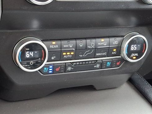 Certified 2020 Ford Expedition XLT w/ Equipment Group 202A AWD/4WD image 16