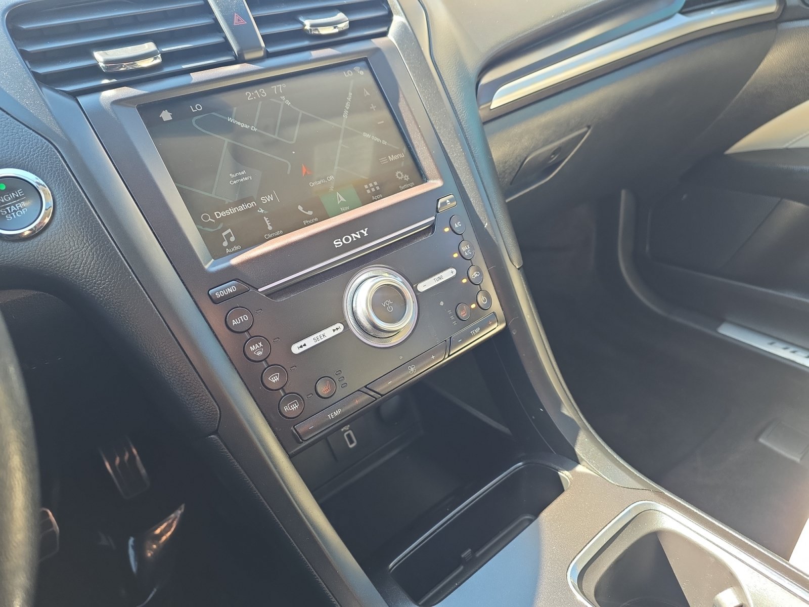 Used 2018 Ford Fusion Titanium AWD/4WD image 16