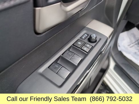 Used 2024 Toyota Tundra Limited AWD/4WD image 14