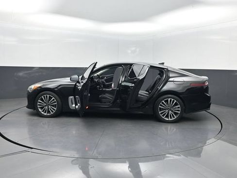 Used 2019 Kia Stinger image 45