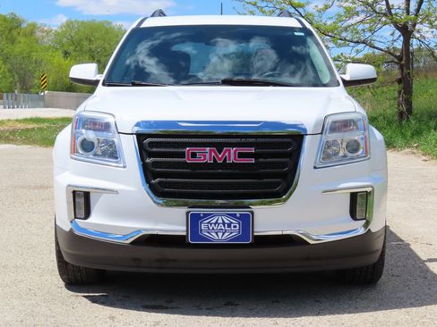 Used 2017 GMC Terrain SLE w/ Driver Alert Package I FWD image 17
