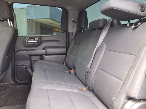 Used 2021 Chevrolet Silverado 1500 LT w/ Remote Start Package AWD/4WD image 7