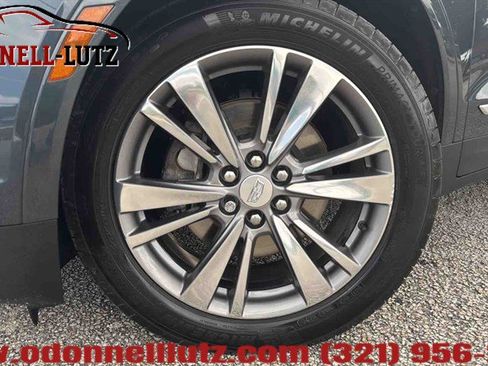 Used 2020 Cadillac XT5 Premium Luxury w/ Platinum Package FWD image 2