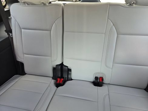 Certified 2025 Chevrolet Tahoe Premier RWD image 7