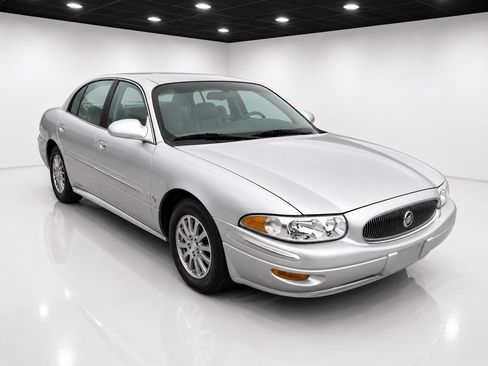Used 2005 Buick Le Sabre Custom w/ Wheel And Sound Package FWD image 1