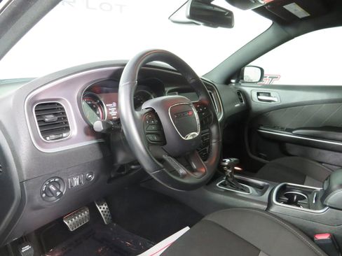Used 2020 Dodge Charger R/T image 10