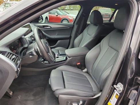 Used 2021 BMW X4 xDrive30i image 26