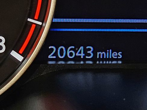 Used 2023 Nissan Altima 2.5 SL image 29