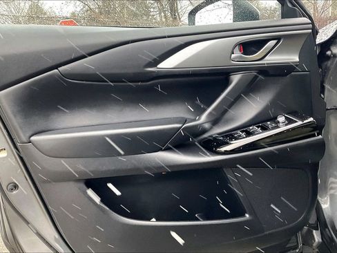 Certified 2023 MAZDA CX-9 Touring Plus image 18