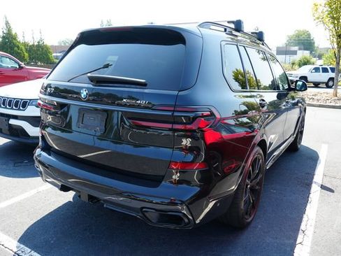 Used 2024 BMW X7 xDrive40i w/ M Sport Package AWD/4WD image 12