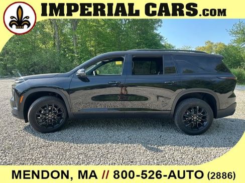 New 2026 Chevrolet Traverse LT w/ Midnight/Sport Edition AWD/4WD image 6