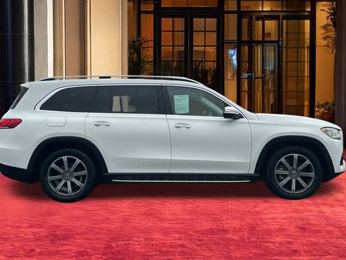 Used 2020 Mercedes-Benz GLS 450 4MATIC image 9