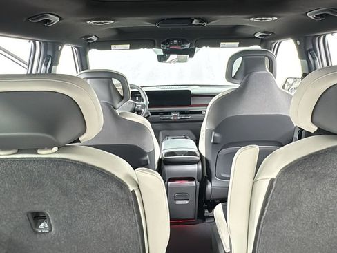 New 2026 Kia EV9 GT-Line image 18