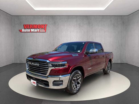 Used 2025 RAM 1500 Laramie AWD/4WD image 3