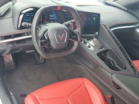 Used 2024 Chevrolet Corvette Stingray Coupe w/ Z51 Performance Package image 21