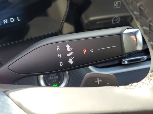 Used 2025 Chevrolet Equinox LT image 14