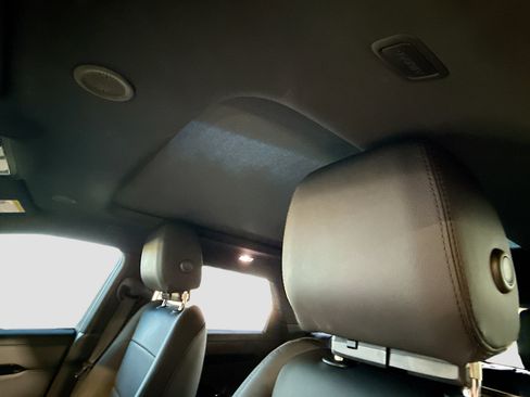 Used 2025 Land Rover Range Rover Evoque Dynamic SE image 27