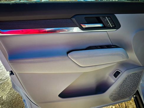 New 2026 GMC Terrain Denali image 9