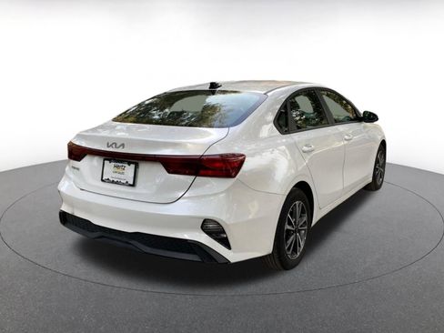 Used 2024 Kia Forte LXS image 7