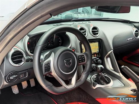 Used 2017 Dodge Viper GTS RWD image 25
