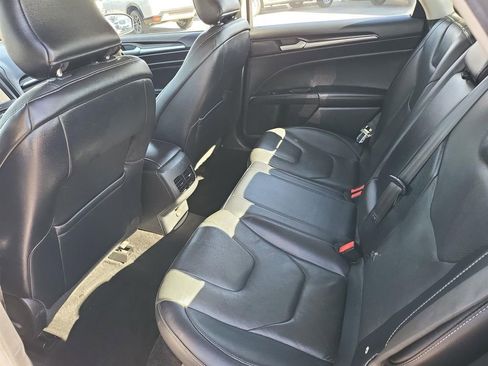 Used 2019 Ford Fusion Energi Titanium image 16