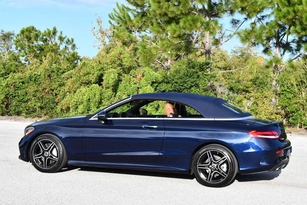 Used 2023 Mercedes-Benz C 300 Cabriolet w/ AMG Line image 4