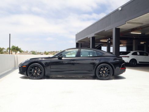 New 2026 Porsche Panamera 4 AWD/4WD image 2