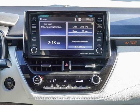 Used 2019 Toyota Corolla SE image 12