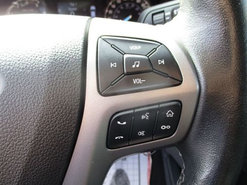 Used 2022 Ford Ranger XLT w/ Equipment Group 301A Mid image 17