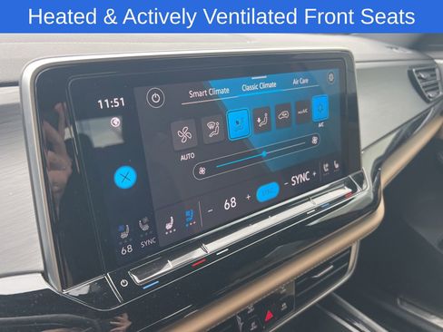 Used 2024 Volkswagen Atlas Cross Sport SE image 10