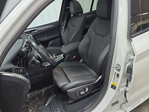 Used 2021 BMW X3 xDrive30i w/ M Sport Package image 31