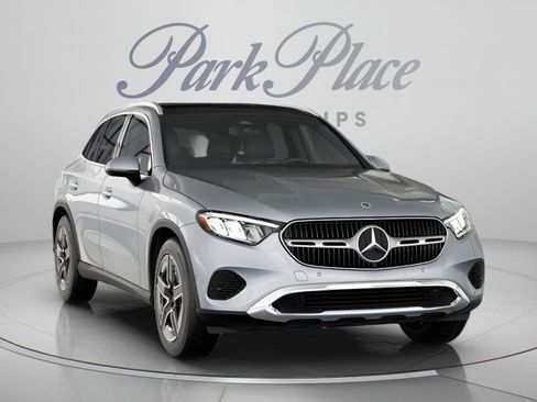 Used 2026 Mercedes-Benz GLC 300 image 34