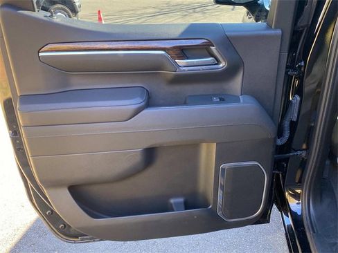 Used 2023 GMC Sierra 1500 Elevation image 8