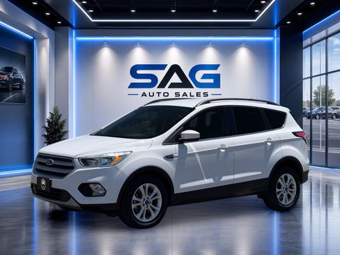 Used 2018 Ford Escape SE FWD image 9