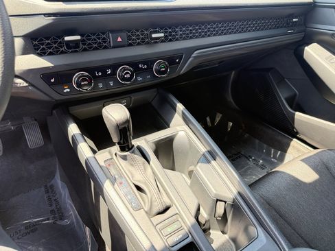 Used 2023 Honda Accord EX image 13