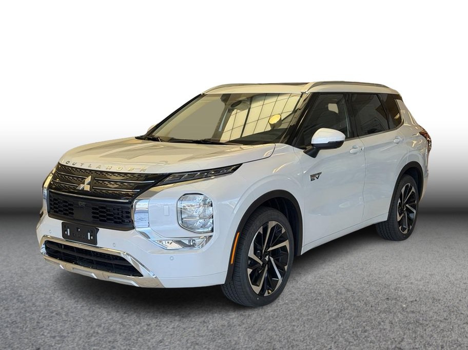 Used 2025 Mitsubishi Outlander 4WD Plug-In Hybrid image 1