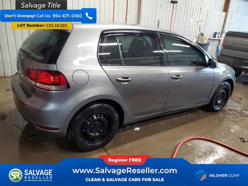 Used 2010 Volkswagen Golf 4-Door FWD image 4