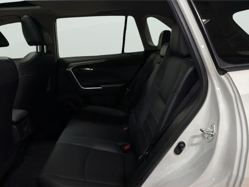 Used 2021 Toyota RAV4 Limited AWD/4WD image 25
