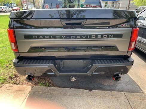 Used 2019 Ford F150 Lariat w/ Equipment Group 502A Luxury AWD/4WD image 5