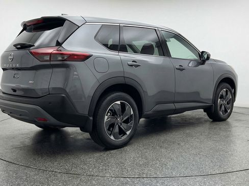 Used 2025 Nissan Rogue SV image 9