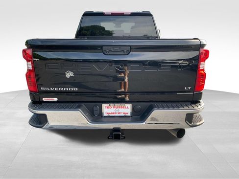 Used 2024 Chevrolet Silverado 2500 LT AWD/4WD image 4